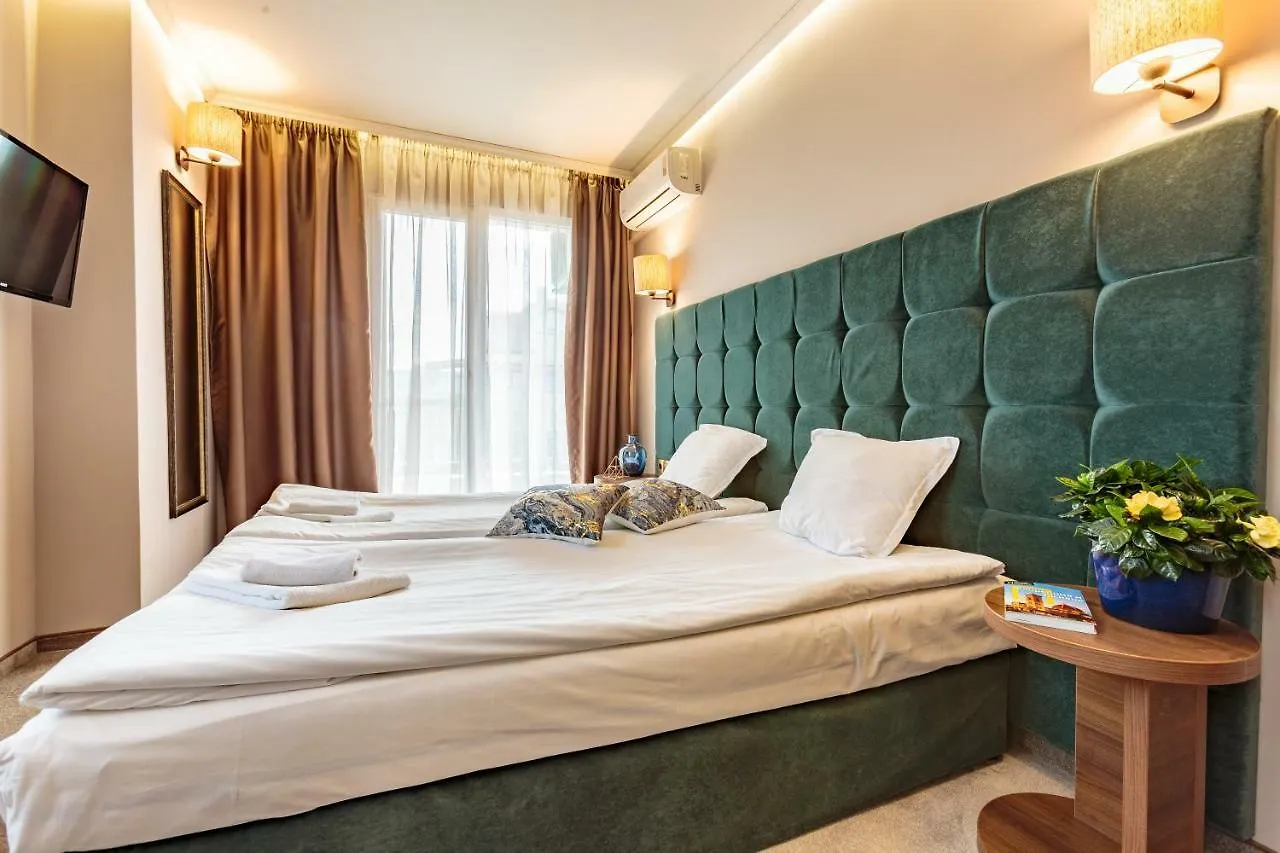 Hotel Хотел Микадо