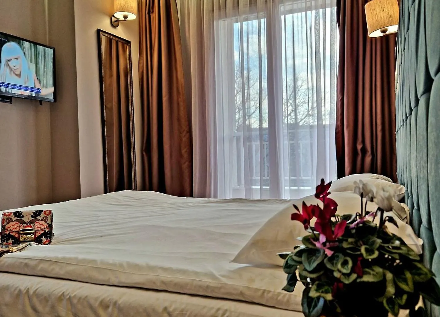Хотел Микадо 3*, Burgas