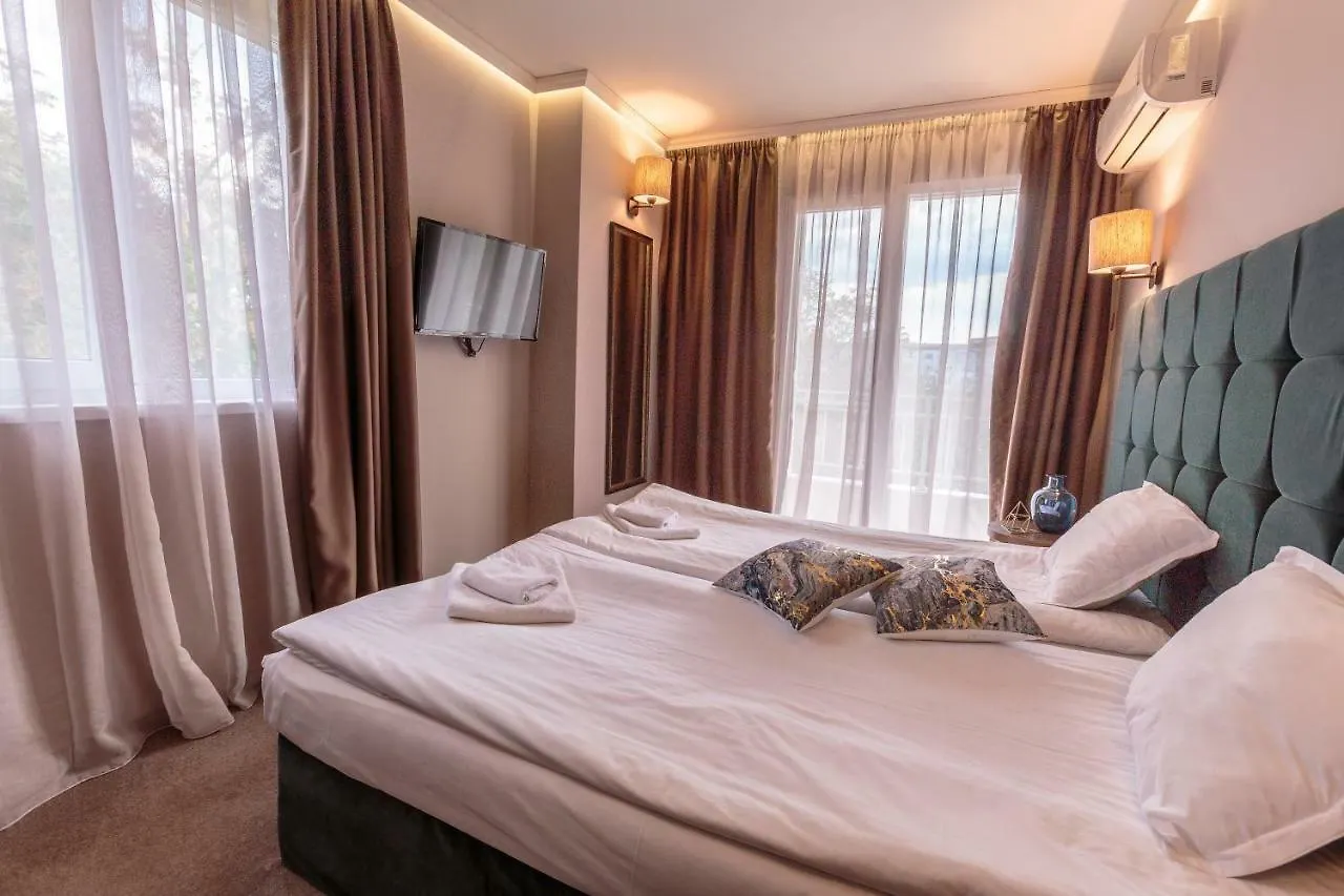 Хотел Микадо 3*, Burgas